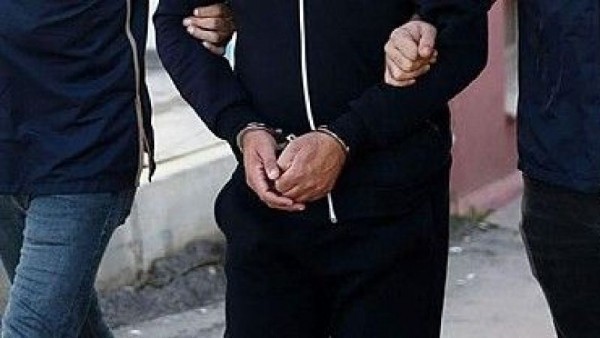 Ankara'da altı ayrı hırsızlık suçuyla aranan şüpheliler yakayı ele verdiler!
