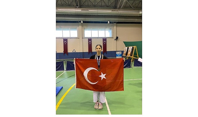 İzmirli Öğrenciler Alpagut'ta Dünya Şampiyonu!