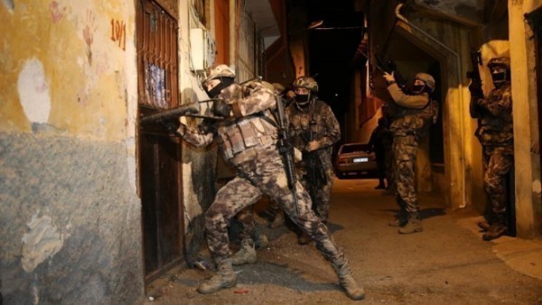 Ankara'da Bölücü Terör Örgütüne yönelik dev operasyon!