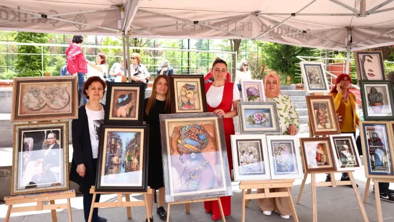 Çankaya Evlerindeki kursiyerlerin el emekleri