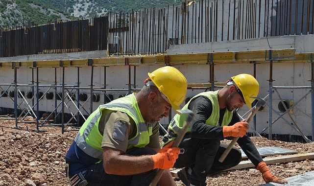  Antalya'nın İçme Suyu Altyapısı Güçleniyor