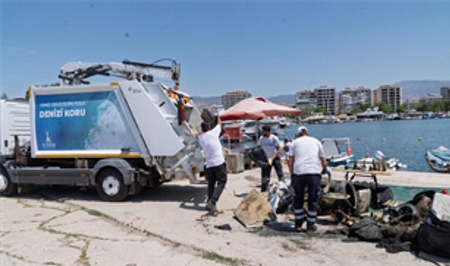İzmir'de Deniz Temizliği: Şaşırtan Atıklar Çıktı