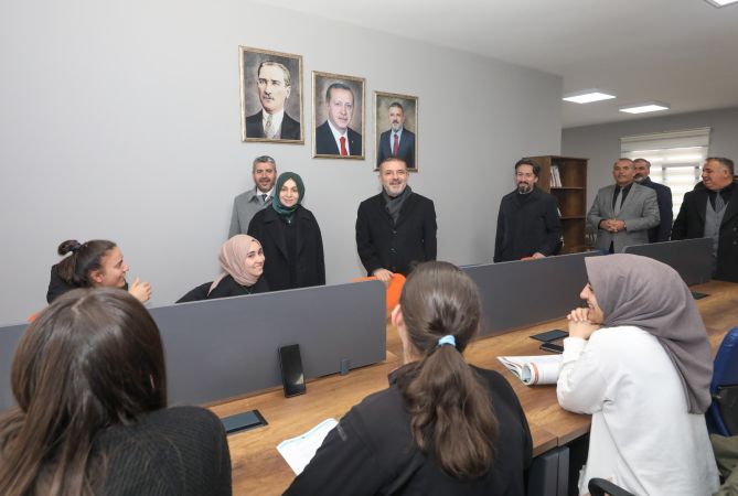 Gençlere müjde! “Tandoğan Millet Kıraathanesi” açıldı