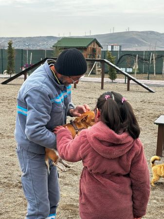 Sincan Belediyesi sevgi bahçesi’ne ziyaretçi akını