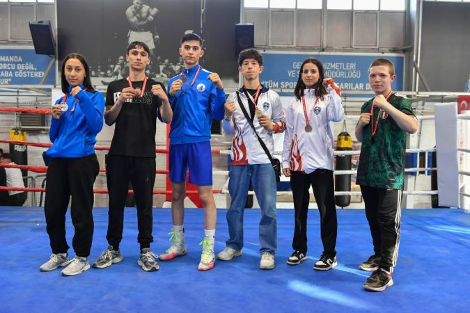  Şampiyonların adresi yine Altındağ