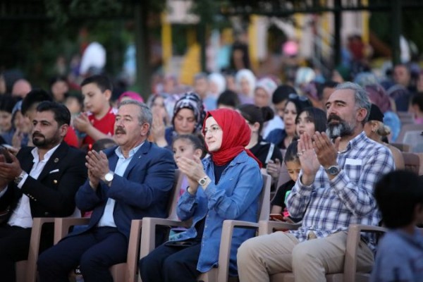 Akyurt Belediyesi Uzun Soluklu Yaz Eğlenceleri Başladı! Konser, Palyaço, İllüzyon, Sürpriz yarışmalar...