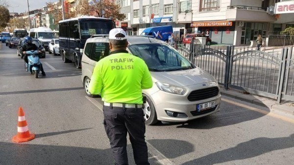 Ankara'da, okul çevrelerinde sıkı denetim!