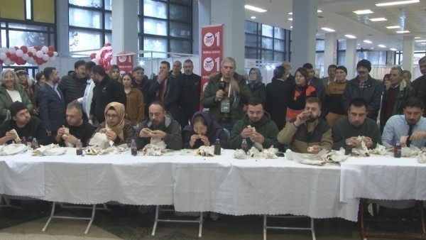 Başkent'te 15 metrelik Adana Kebap rekabeti