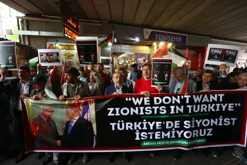 Almanya Cumhurbaşkanı Steinmeier, Ankara’da protesto edildi