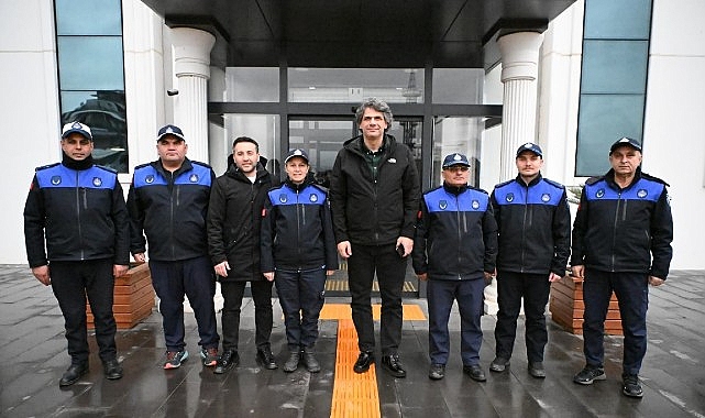 Kartepe'de Başkan Kocaman'dan Bayram Ziyareti