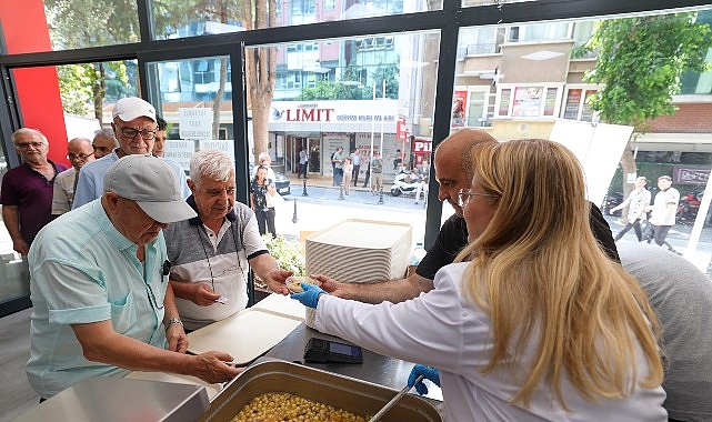 Bakırköy'de Aşure İkramıyla Birlik Mesajı!