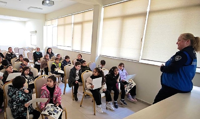 Minik Öğrencilerden Zabıta Meslek Tanıtımı Ziyareti