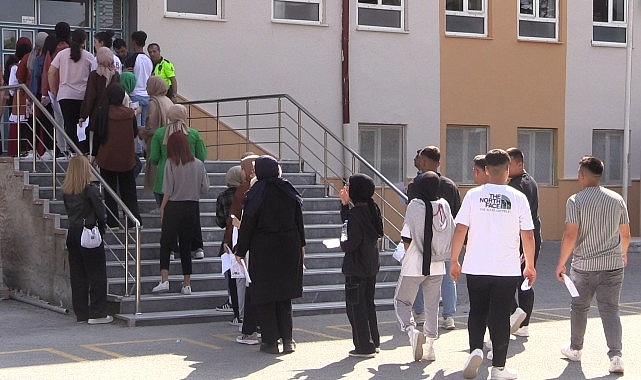  Çumra Belediyesinden üniversite öğrencilerine eğitim desteği
