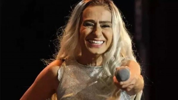 Yıldız Tilbe’nin mini etekli pozu, her şeyi ortaya çıkardı! Bacağındaki detayı görenler kendisini tutamadı: