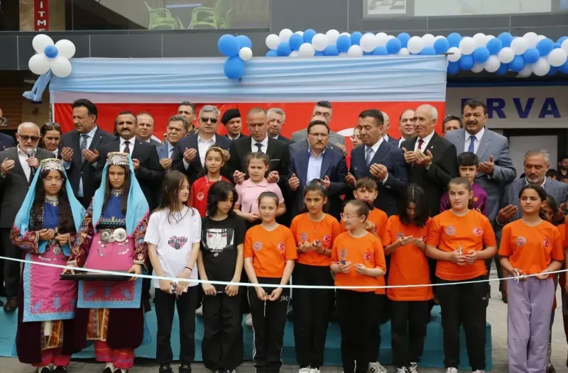 Kayseri Valiliğinden örnek davranış: Her mahalleye bir spor okulu