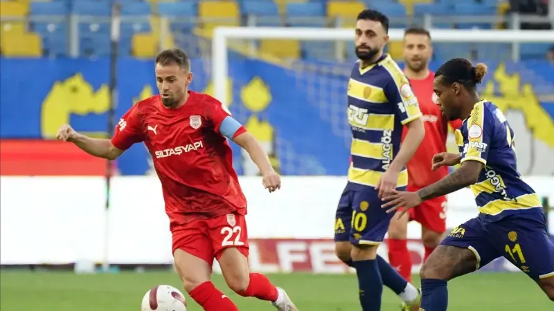 Ankaragücü önemli maçta Pendikspor ile golsüz berabere kaldı