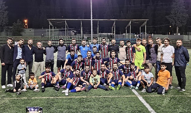  Gölcük Belediyesi 10. Başkanlık Kupası Futbol Turnuvası'nda, finalde Hisareynspor'u 1-0 yenen Harb-İş Spor şampiyon oldu.