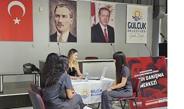 Gölcük’te Ücretsiz Tercih Danışmanlık Merkezi Açıldı!