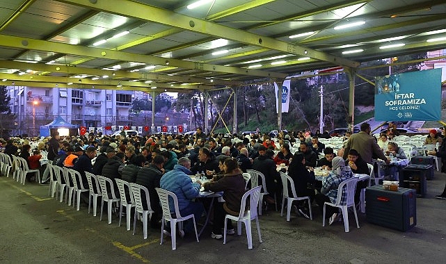 Karabağlar'da Ramazan İftarıyla Dayanışma Ruhu