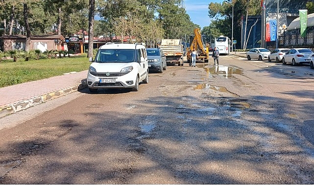 Kemer'de Altyapı Çalışmaları Hızla İlerliyor