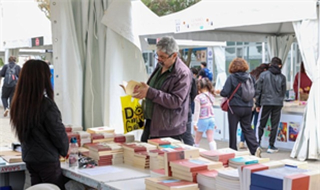 İzmir Kitap Fuarı: Tarih ve Kültür Bir Arada!