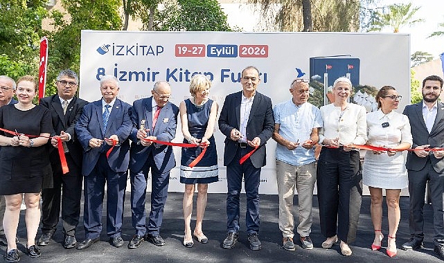 İzmir Kitap Fuarı Kapılarını Açtı: 500 Etkinlik!