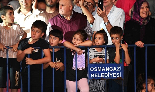  Menteşeli Cengiz söyledi, Osmangazililer eşlik etti