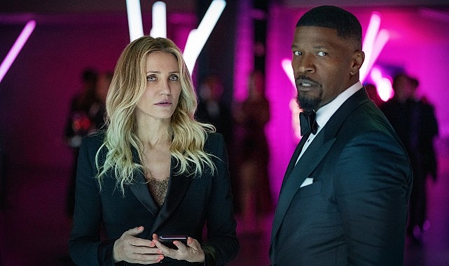  Netflix'in başrollerinde Jamie Foxx ve Cameron Diaz'a yer veren filmi Back in Action'dan yeni fragman yayınlandı.