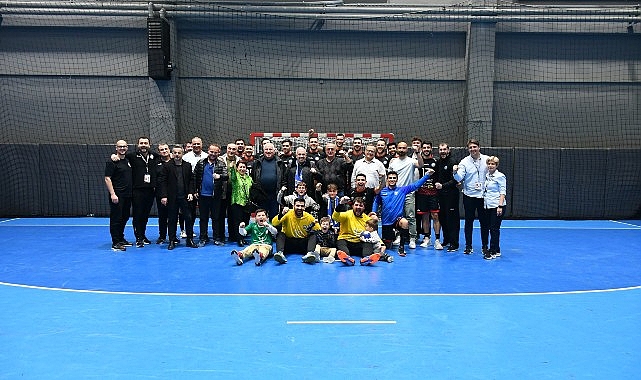 Nilüfer Belediyespor, Trabzon'u 40-32'yle geçti!