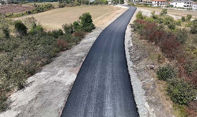 Kandýra'da Potlar Yolu Yenilendi, Trafik Rahatlayacak
