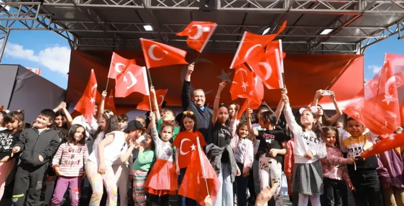 Keçiören'de 23 Nisan şenlik havasında kutlanıyor
