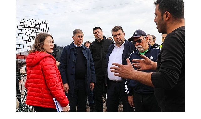 Seferihisar'da Sel Sonrası Temizlik Çalışmaları Devam Ediyor