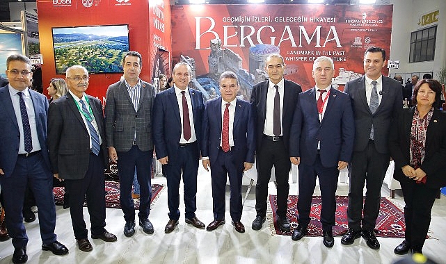  Bergama, TTI İzmir Fuarı'nda Turizme İmza Attı
