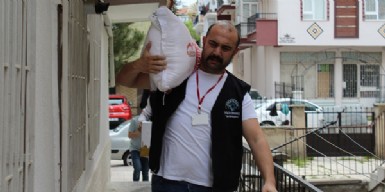 Ankara'nın İyilik Abisi: Yasin Oyanık, Topluma Değer Katmaya Devam Ediyor